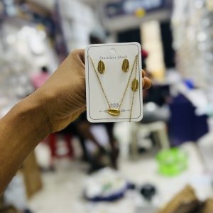 Gold Cowries Full Set