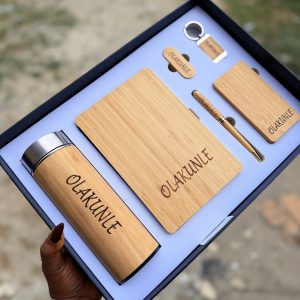 Big wooden royalty set