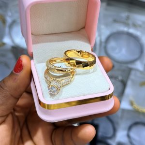 Wedding ring set with  box 004