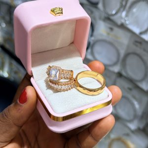 Wedding ring set with  box 002