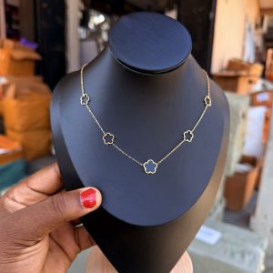 Black flower steel necklace