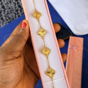 Gold VCA steel bracelet