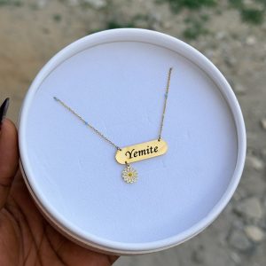 Engraved sunflower dropping necklace