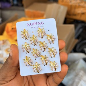 Xuping light leaf coloured earrings