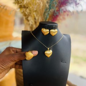 Gold love strips necklace combo