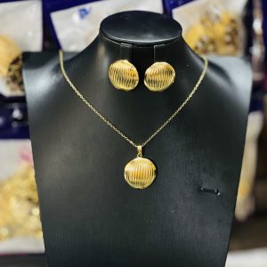Gold circle strip necklace combo