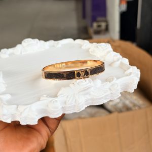 LV Steel bracelet 010