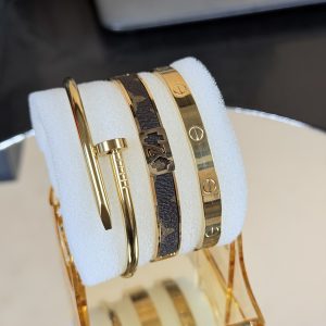 Steel bracelet combo 009 comes boxed
