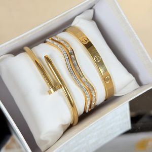 Steel bracelet combo 006 comes boxed