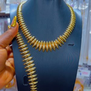 Sunbelle necklace and bracelet
