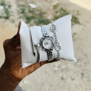 Labaoli silver set with box