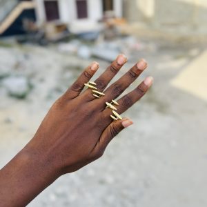 Straight line ring size(8)