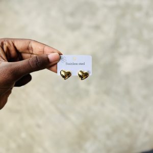 Medi gold love earrings