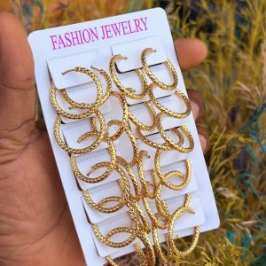 Big hoop earrings (12pcs)
