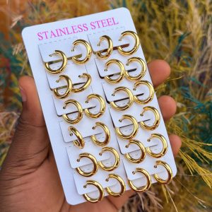 Medium hoop earrings (12pcs)