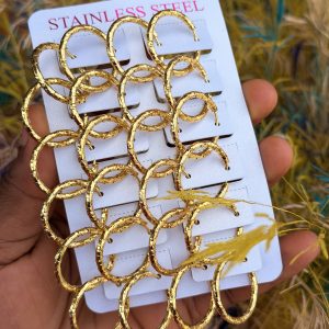 Diamond cut hoop earrings (12pcs)