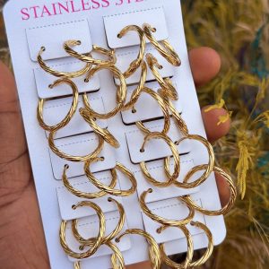 Twisted hoop earrings (12pcs)