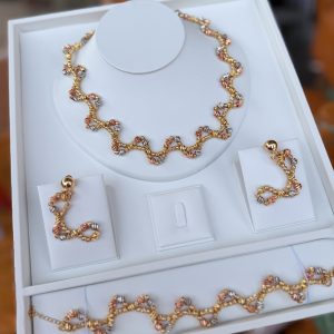 Md 3 toned beaded  set