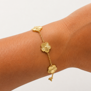Golden bracelet 018
