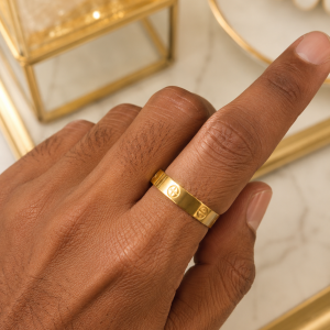 Male slim gold ring size(6)