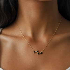 Golden necklace 016