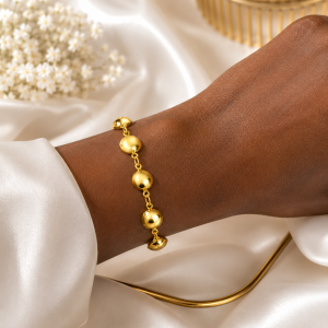 Stop gold bracelet