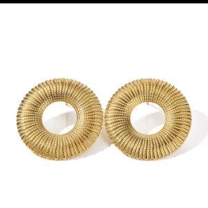 Golden earrings 003