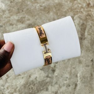 Hermes bracelet 010