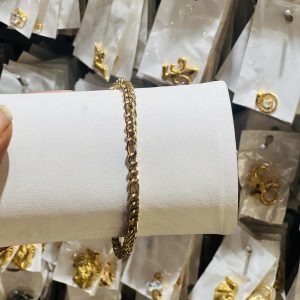 Golden bracelet 022