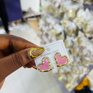 Love pink earrings