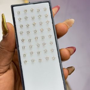 A box of Gold square nose ring (40pcs)