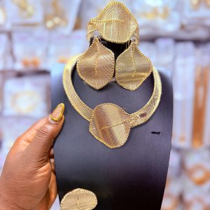 Md bold leaf set
