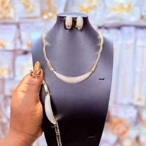 Md crystal gold set