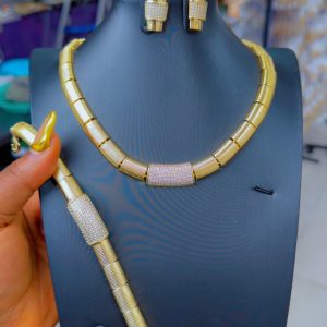 Md crystal gold set 002