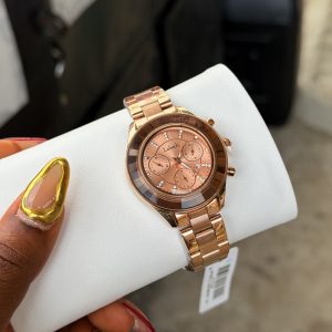Labaoli rose gold circle face watch comes boxed