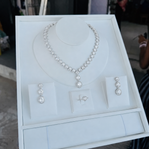 silver oval zirconia set with ring