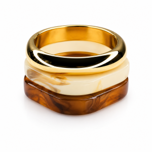 Amiga acrylic bangle 032