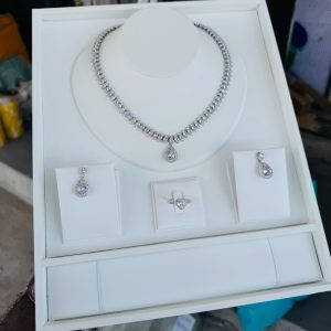 Silver Diana zirconia set with ring