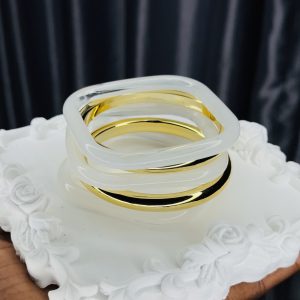 Amiga acrylic bangle 016