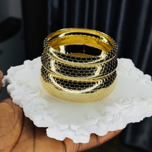 Amiga bracelet set 001