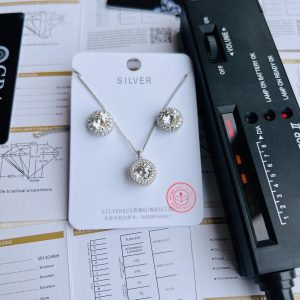 Moissanite necklace set 019