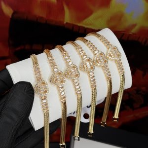 Rq gold half flat heart bracelet