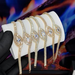 Rq gold cut bracelet