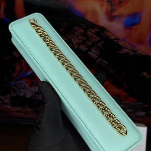 Hook gold Cuban bracelet
