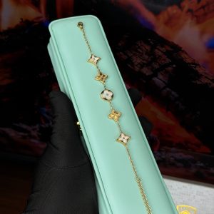 White Gold lv bracelet