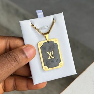 Lv gold black male necklace