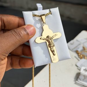 Gold cross necklace 04