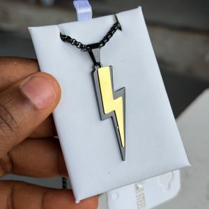 Thunder black gold necklace