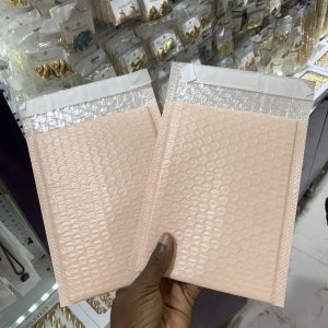 A dozen of small peach bubble bag