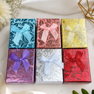 A dozen of necklace boxes 12pcs